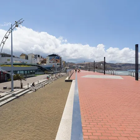 In Palmas By Playa De Canteras * Las Palmas de Gran Canaria